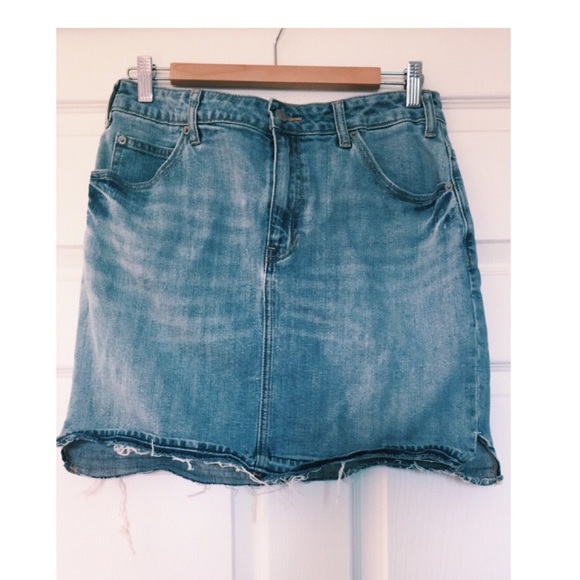 Denim Old Navy skirt - Picture 2 of 2